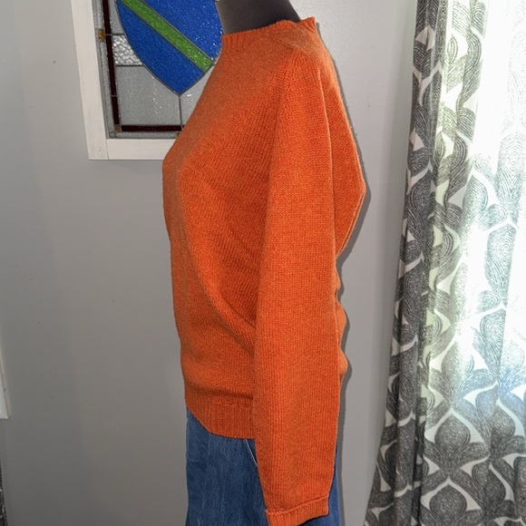 Aquascutum of London Vintage Orange Shetland Wool Crew Neck Sweater - Picture 3 of 7